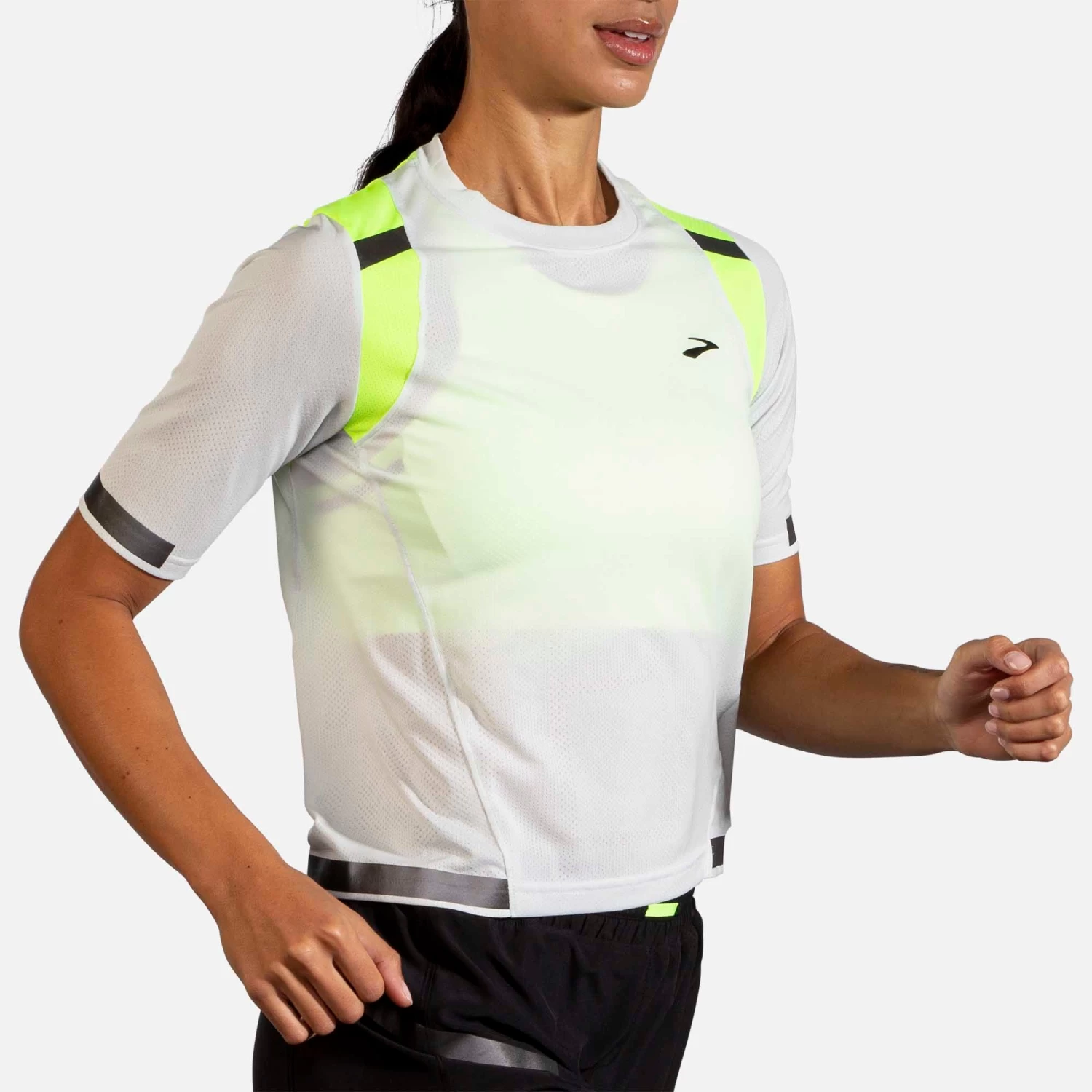 Brooks | Women's Carbonite Short Sleeve - Image 4