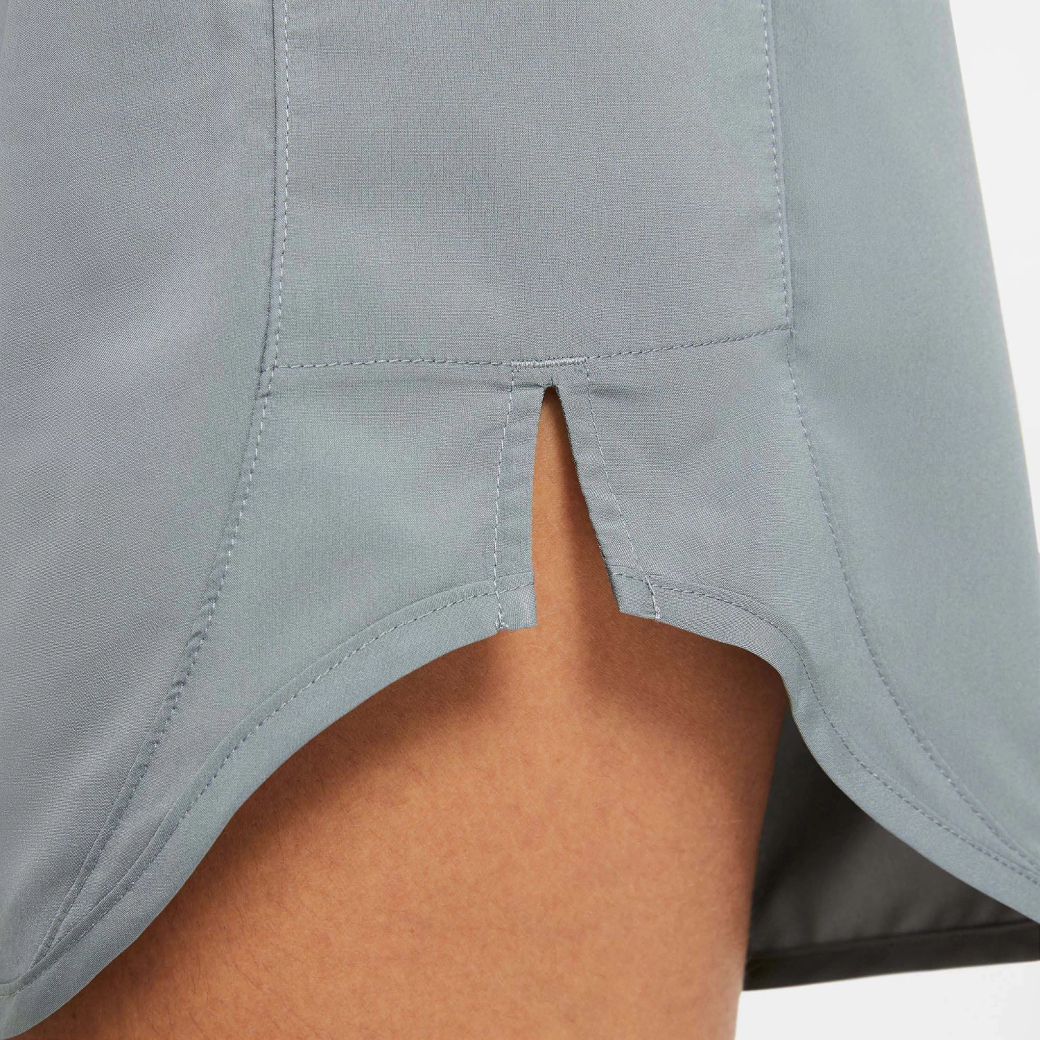 Nike | Women's Tempo Luxe Short 5In - Image 5