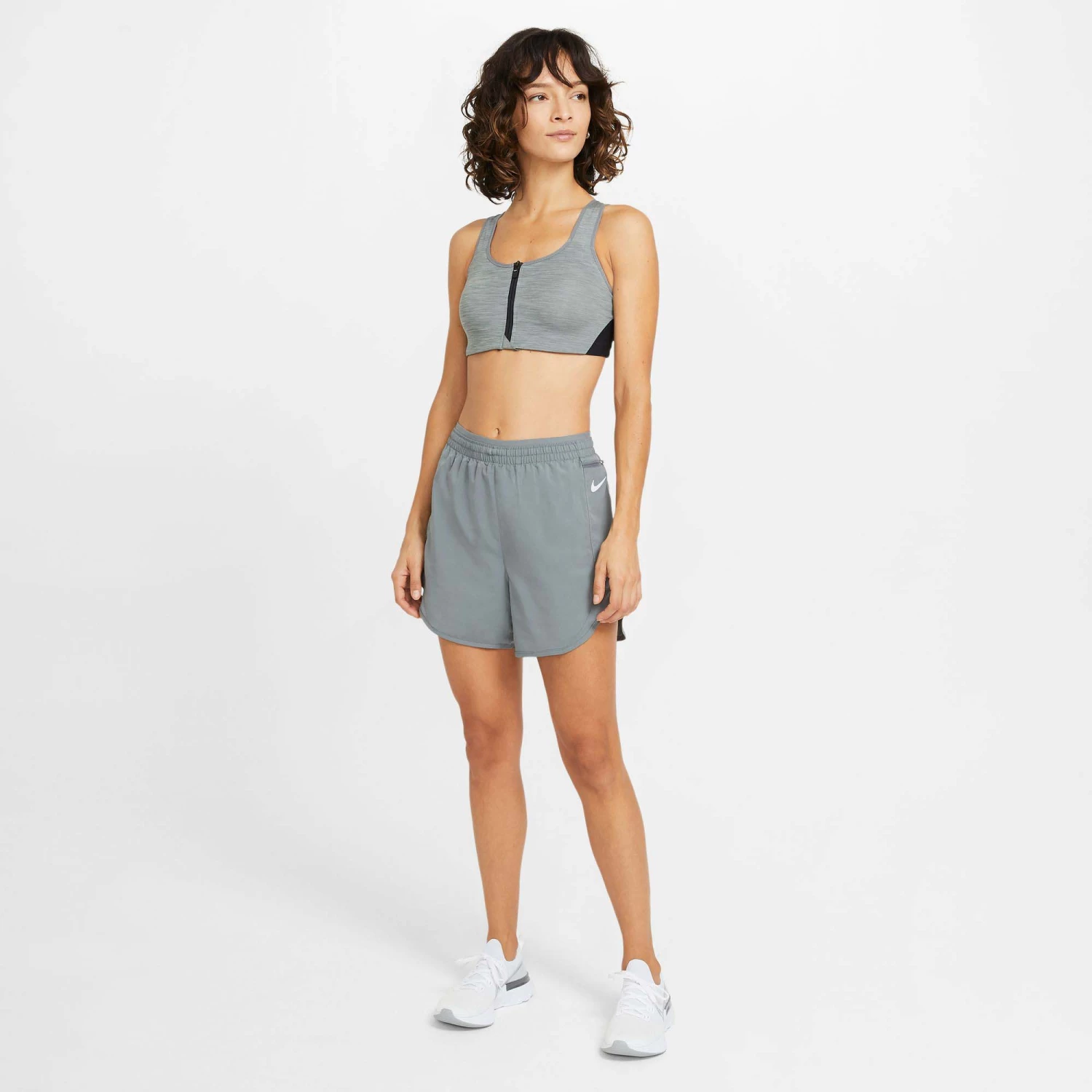 Nike | Women's Tempo Luxe Short 5In - Image 2
