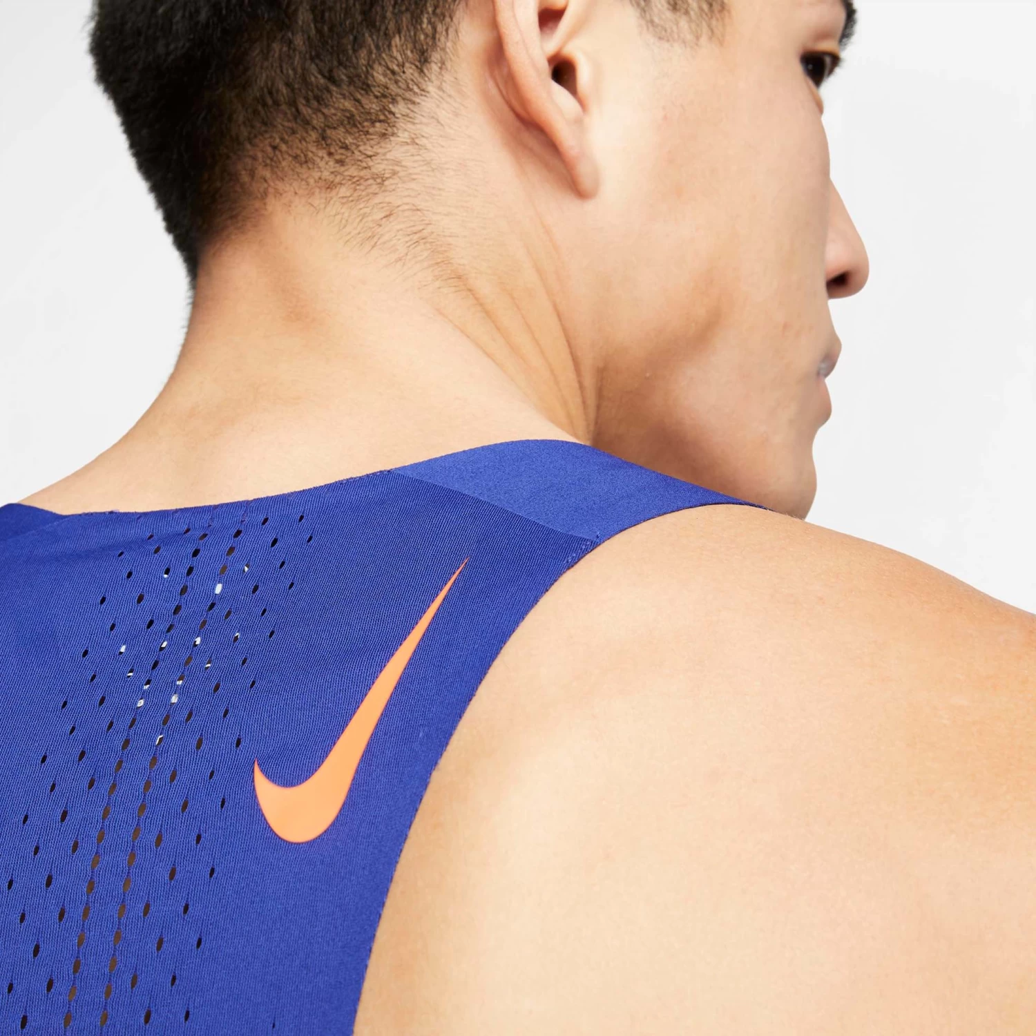 Nike | Men's DF ADV Aeroswift Singlet - Image 5