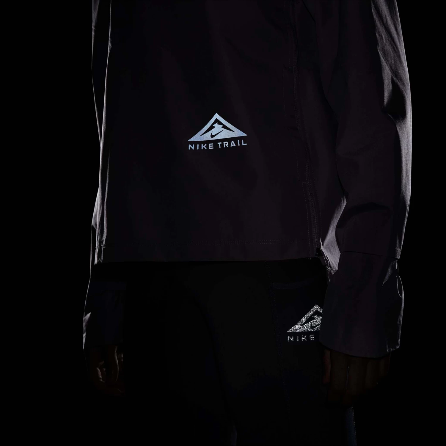 Nike | Women's Jacket GORE-TEX Infinium - Image 9