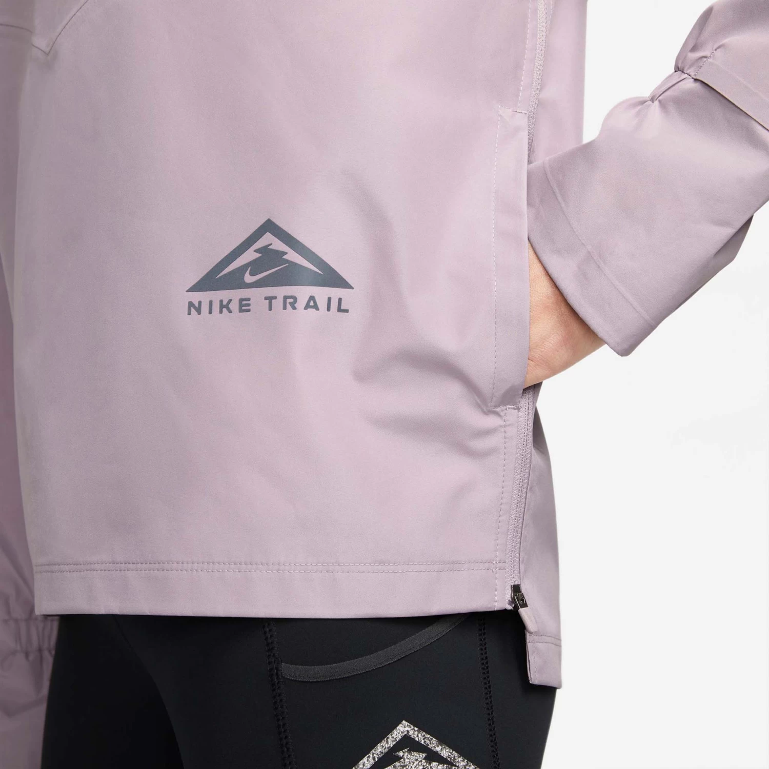 Nike | Women's Jacket GORE-TEX Infinium - Image 7