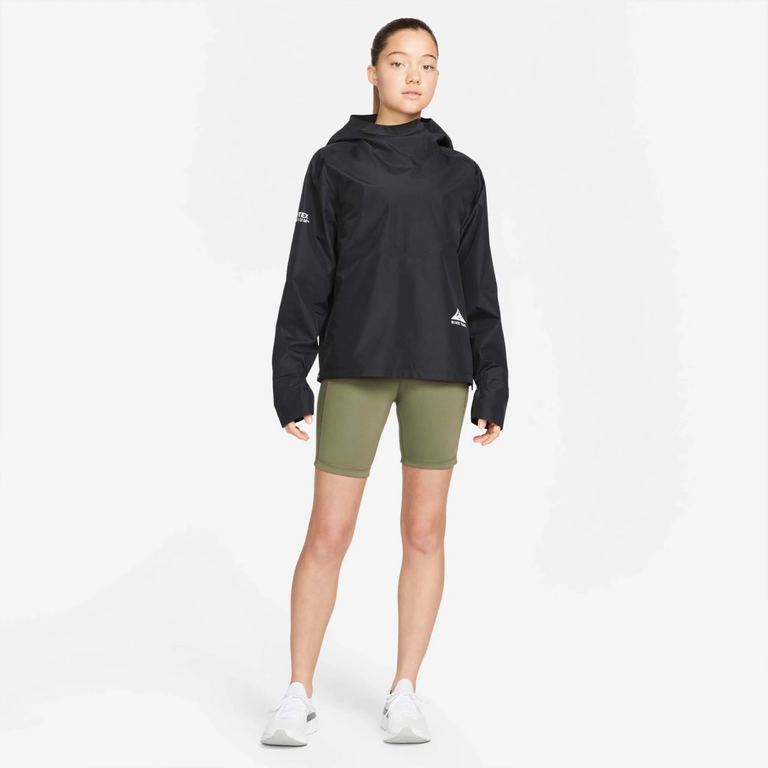 Nike | Women's DF Epic Luxe Trail MR Tight Short - Image 2