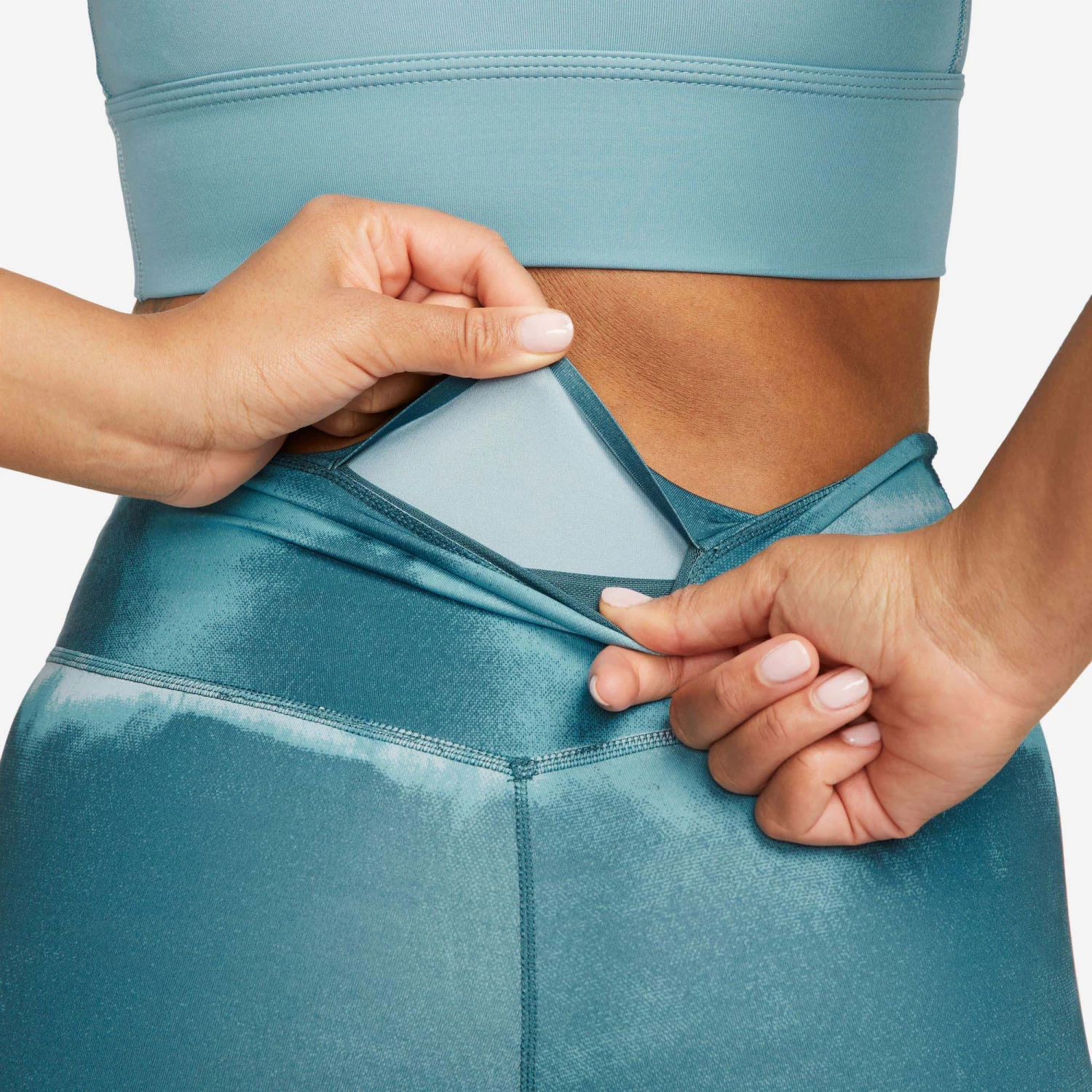 Nike | Women's One Luxe DF MR Tight AOP - Image 4